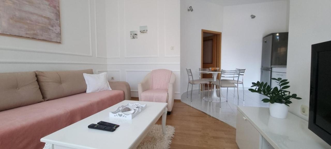 Apartment Kate-Few Minutes From Beach Makarska Exteriör bild
