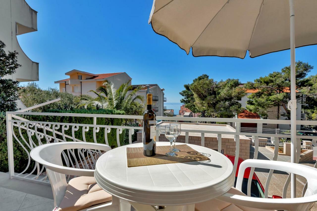 Apartment Kate-Few Minutes From Beach Makarska Exteriör bild